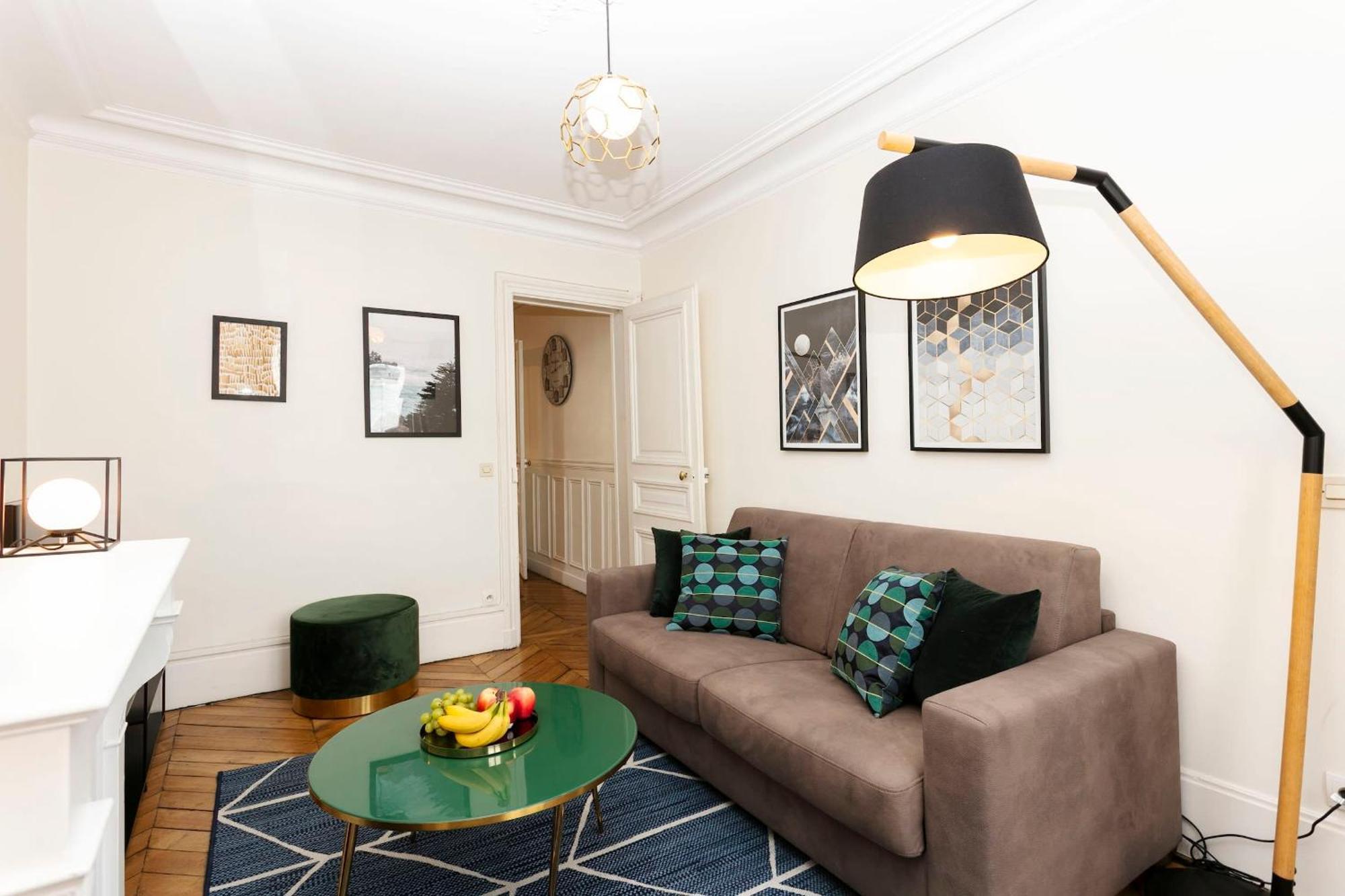 Notre-dame - 1br With Balcony - Cityapartmentstay * Paris
