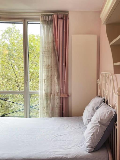 Luxurious 2 Bedrooms-view Seine River-paris Center *
