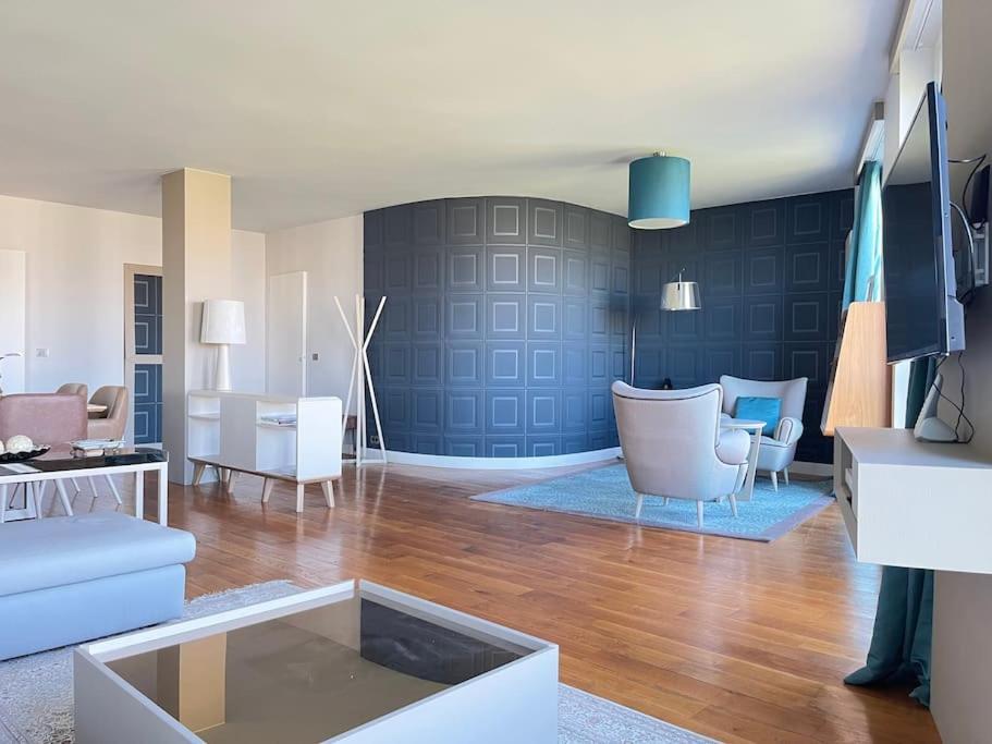 Luxurious 2 Bedrooms-view Seine River-paris Center * Paris
