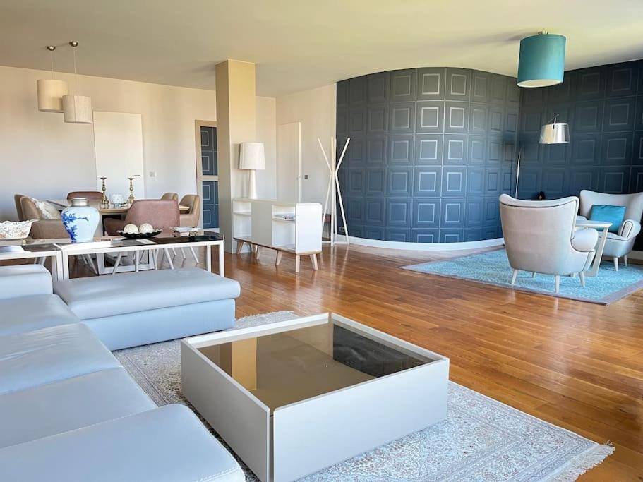 Apartment Luxurious 2 Bedrooms-view Seine River-paris Center *