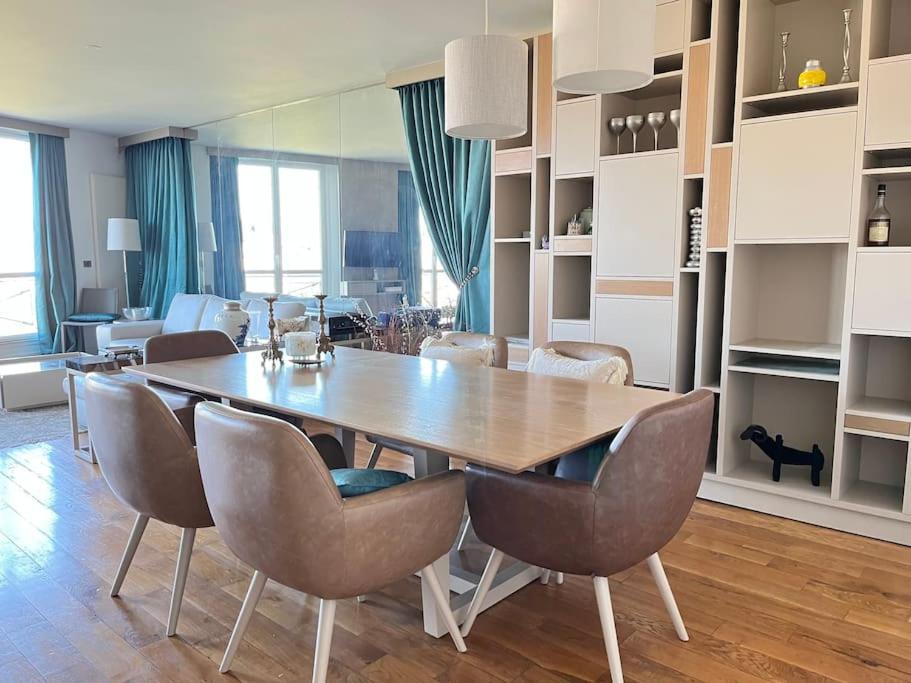 Apartment Luxurious 2 Bedrooms-view Seine River-paris Center *
