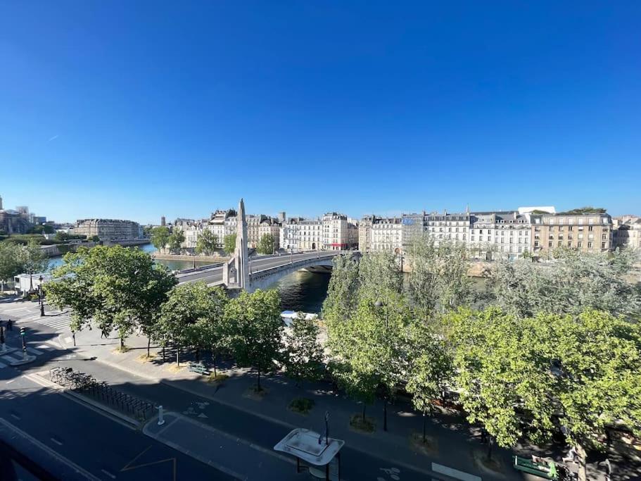 Luxurious 2 Bedrooms-view Seine River-paris Center *