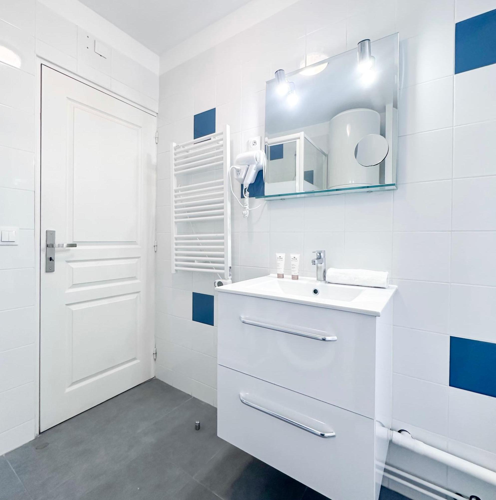Eiffel Tower & Invalides - Superb Apartamento Paris