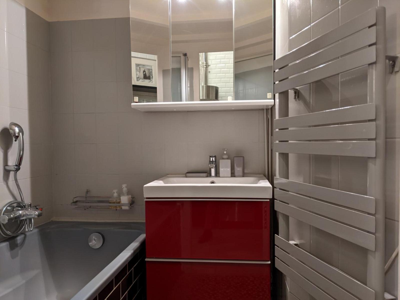 Duplex And Private Patio At Eiffel Tower Appartement