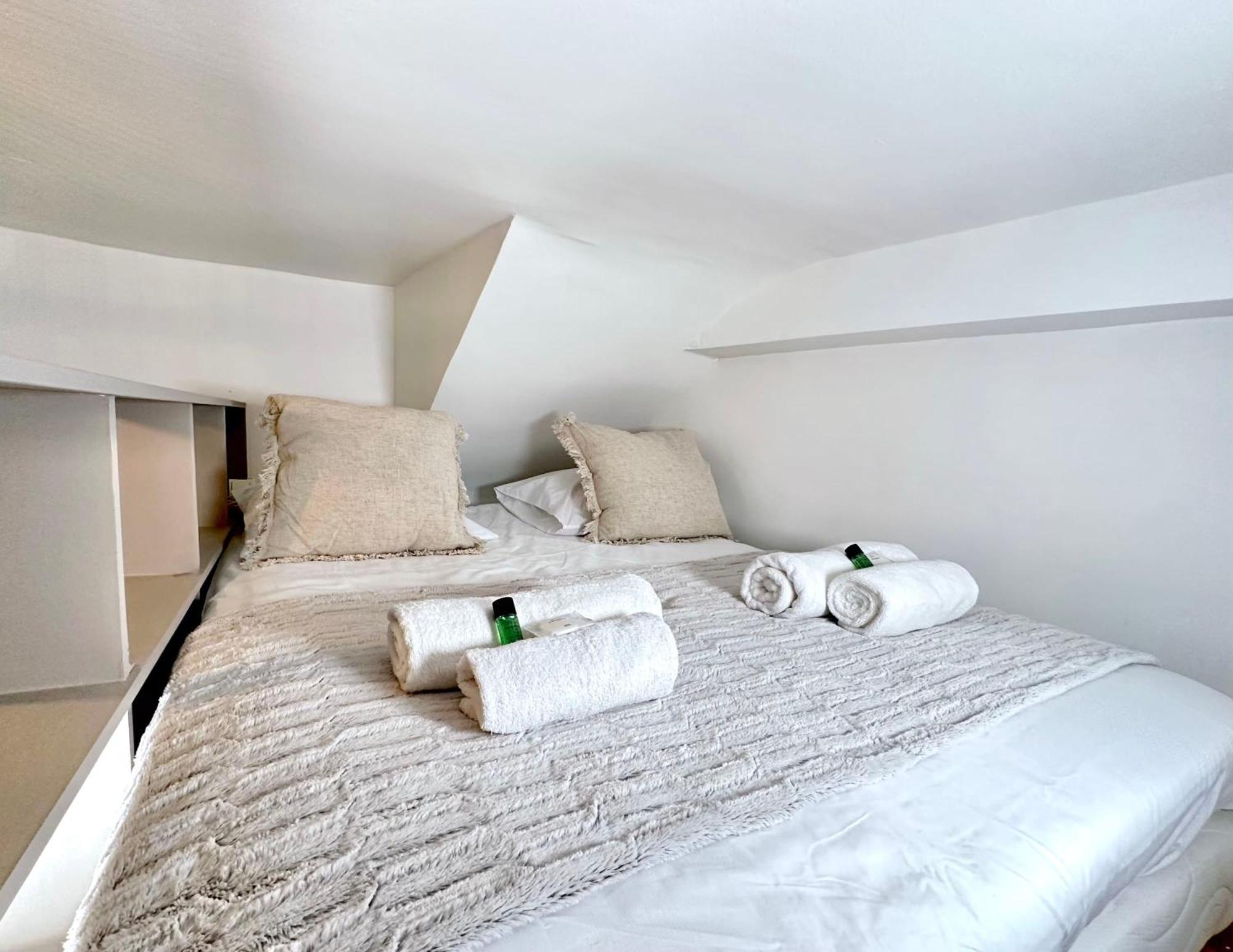 Stylish Steps From Le Marais Appartement *
