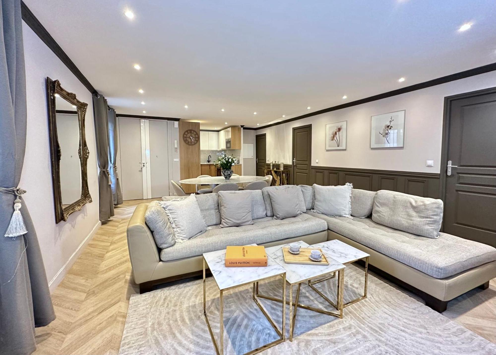 Apartment Luxury Family Getaway Near Place Vendome