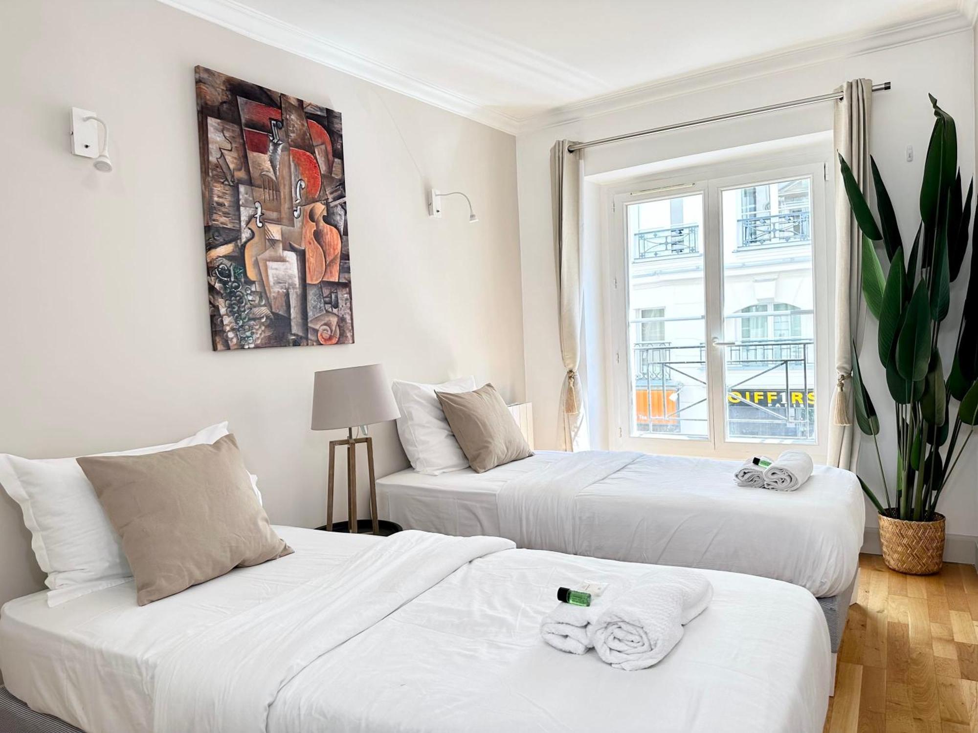 Luxury Family Getaway Near Place Vendome * Paris