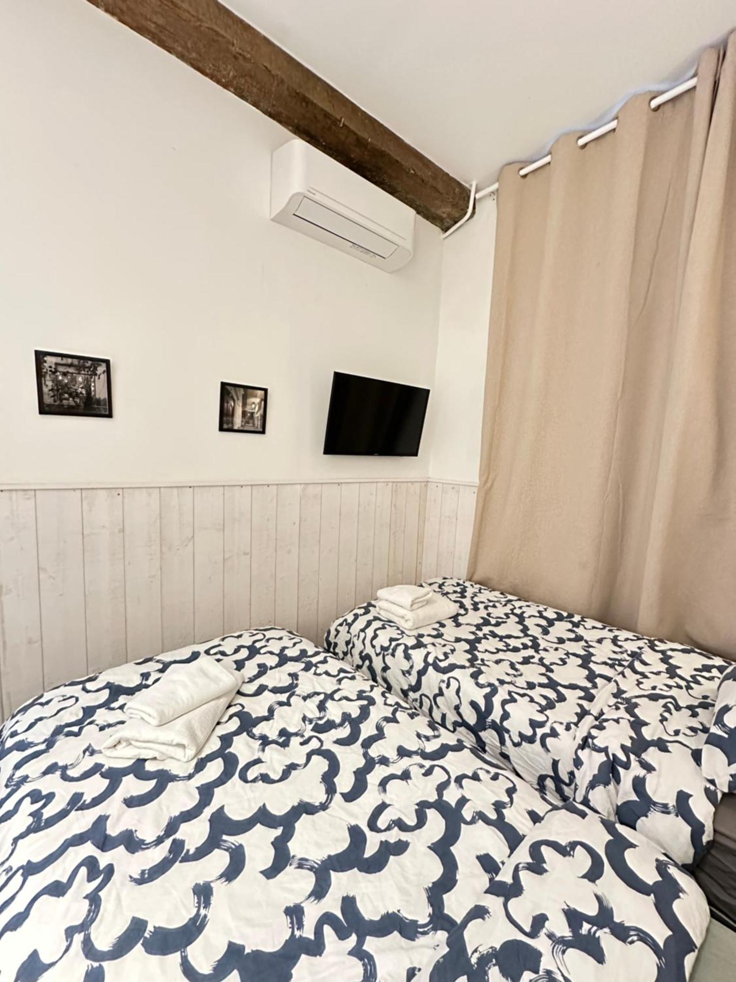 Aparthotel Charles V Marais