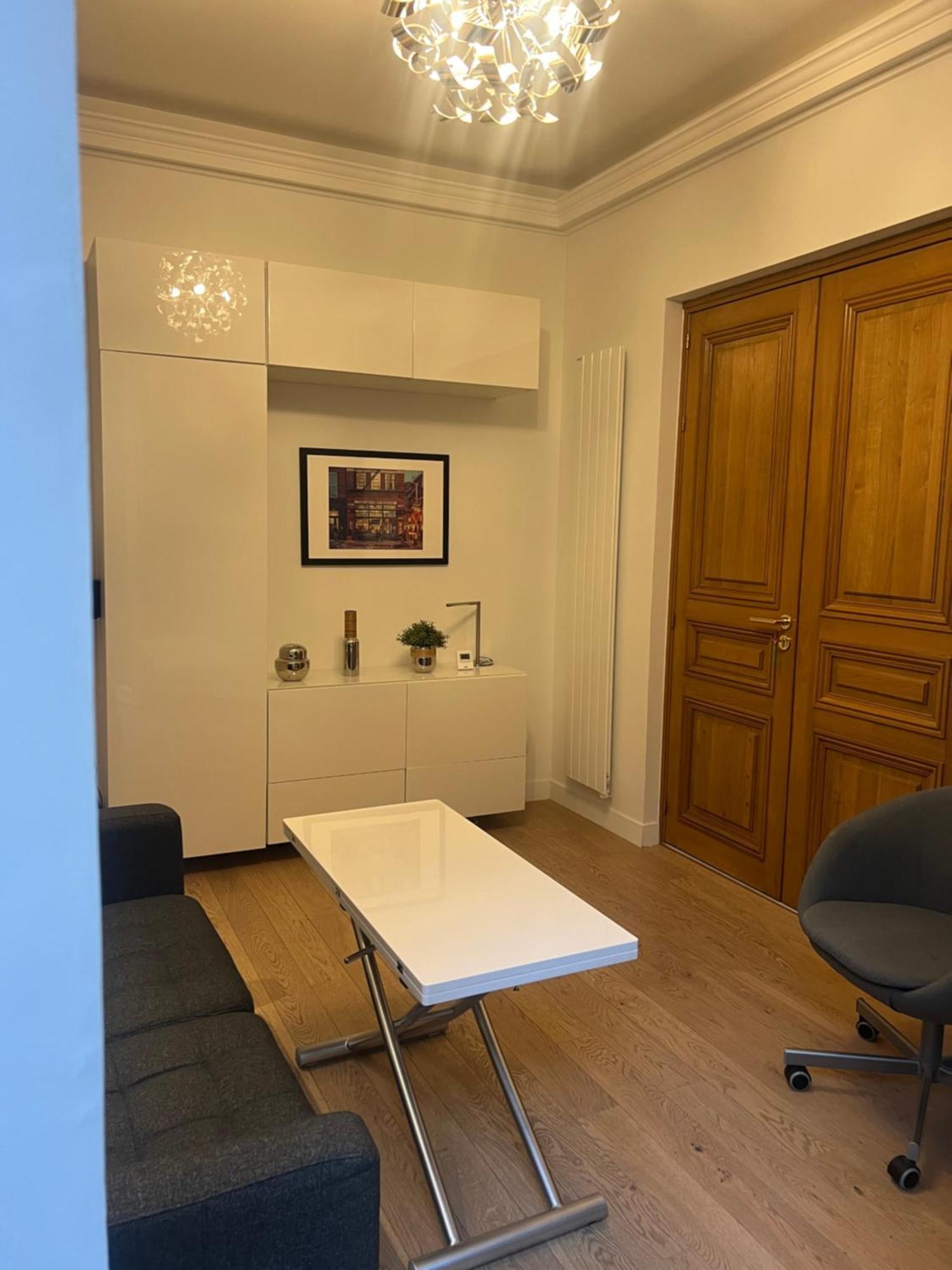 Magnifique Au Coeur Du 8e Appartement *