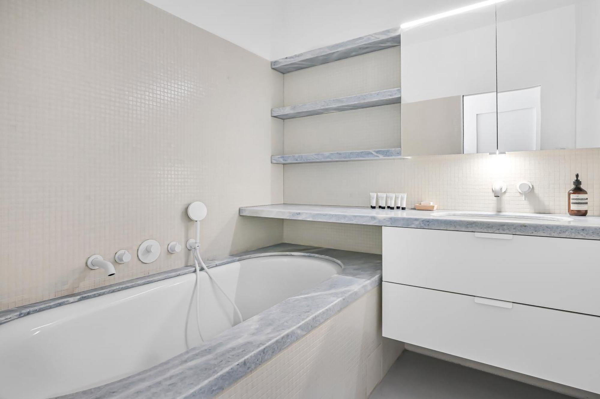 145 Sq Meter Loft With Ac * Paris