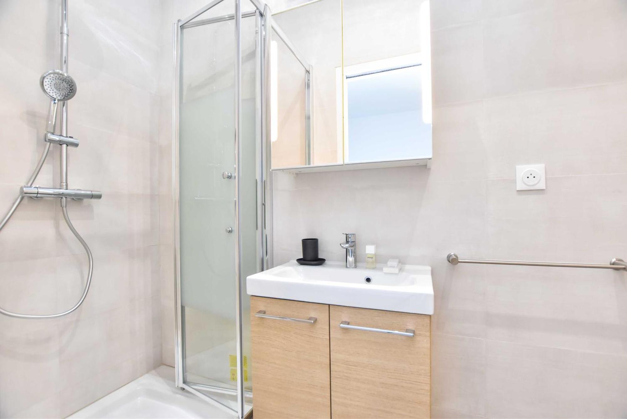 Appartement Cmg-voltaire/ Bastille - G