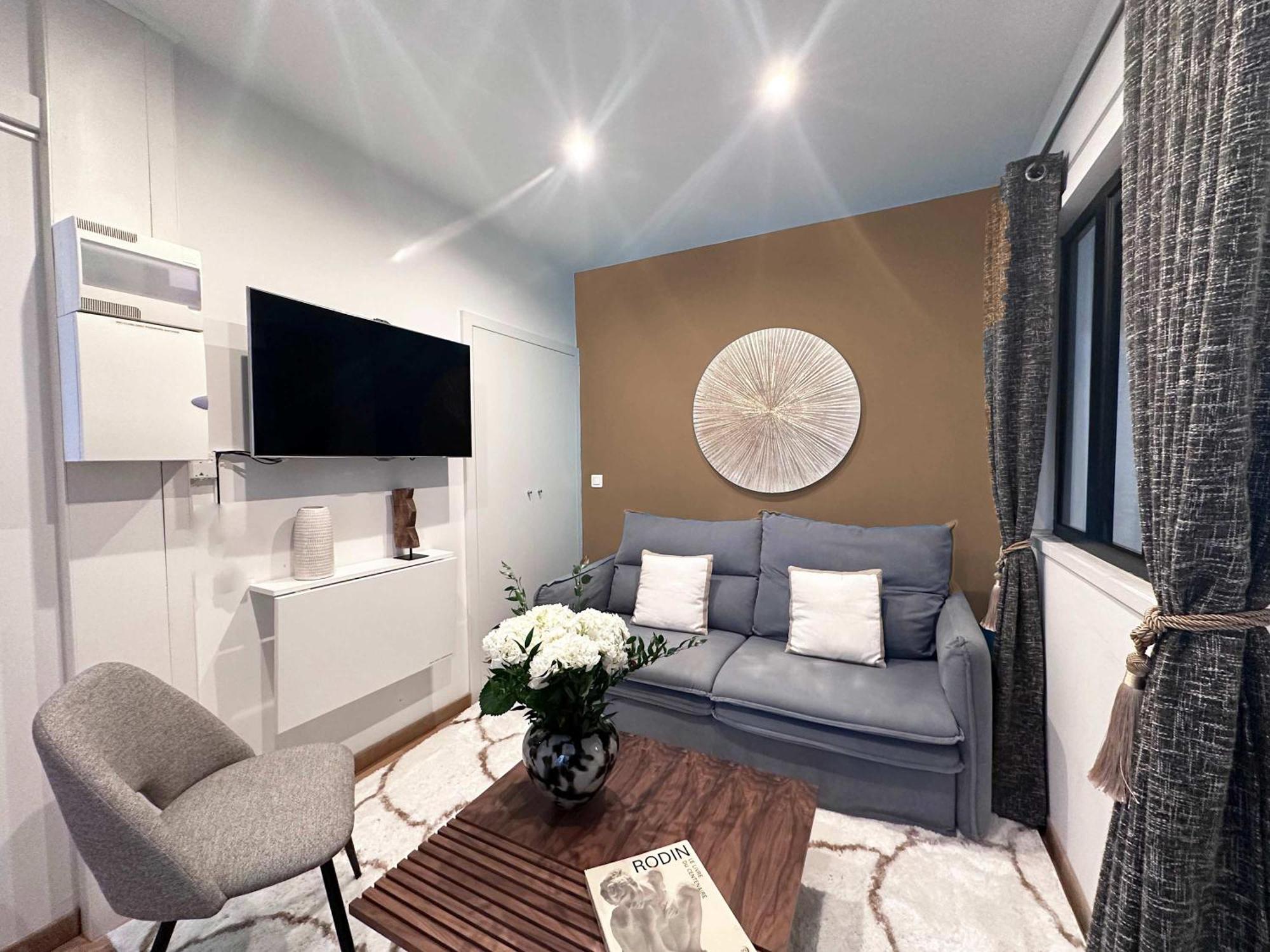 Apartment Welcoming Near Louvre Museum