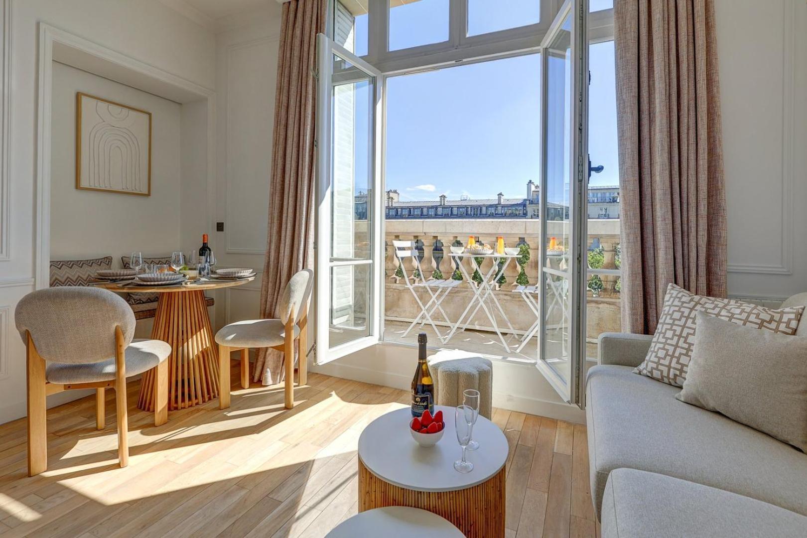 407 Elysee 76- Superbe Vue Champs Elysees Apartment Paris