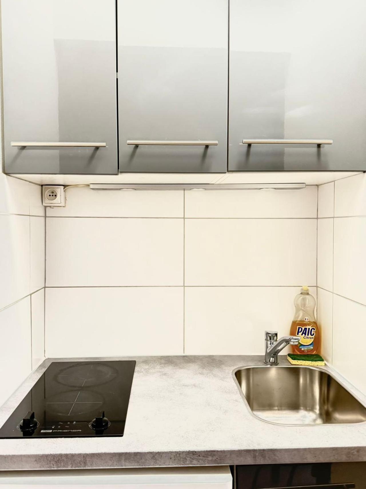 Charming With Private Garden In Cadix Appartement