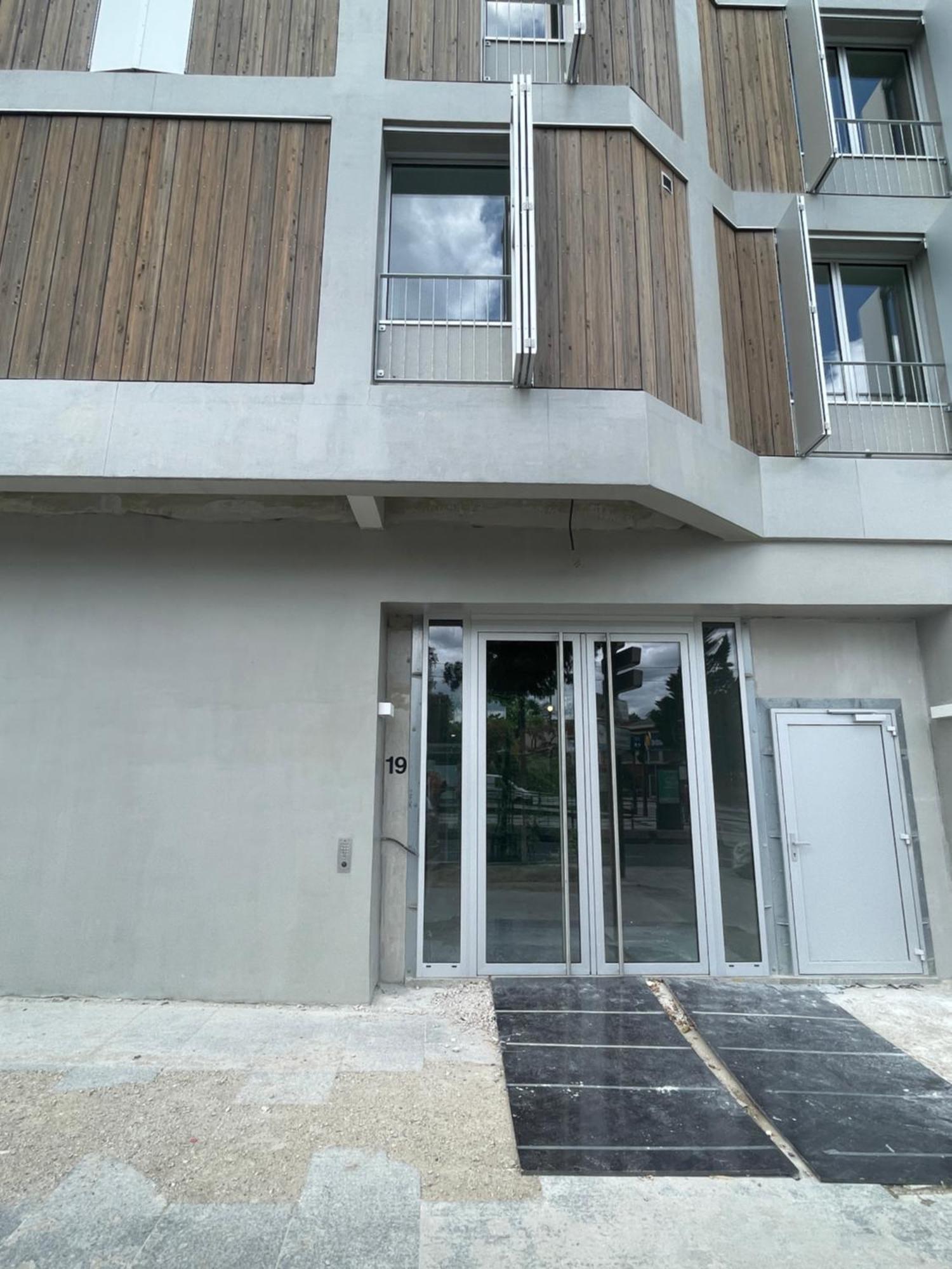 Appartement In Poniatowski Near Vincennes Forest