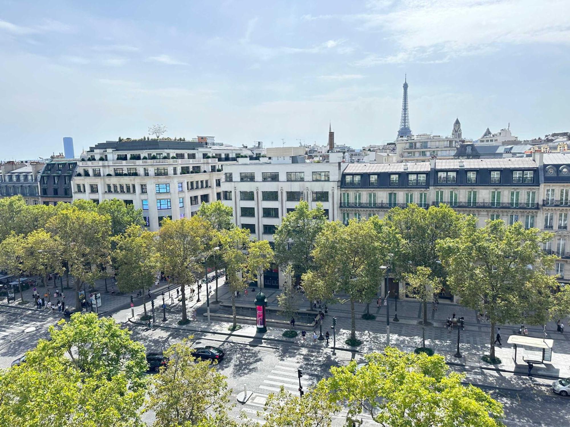 Unique Panoramic Flat Champs-elysees Apartment Paris