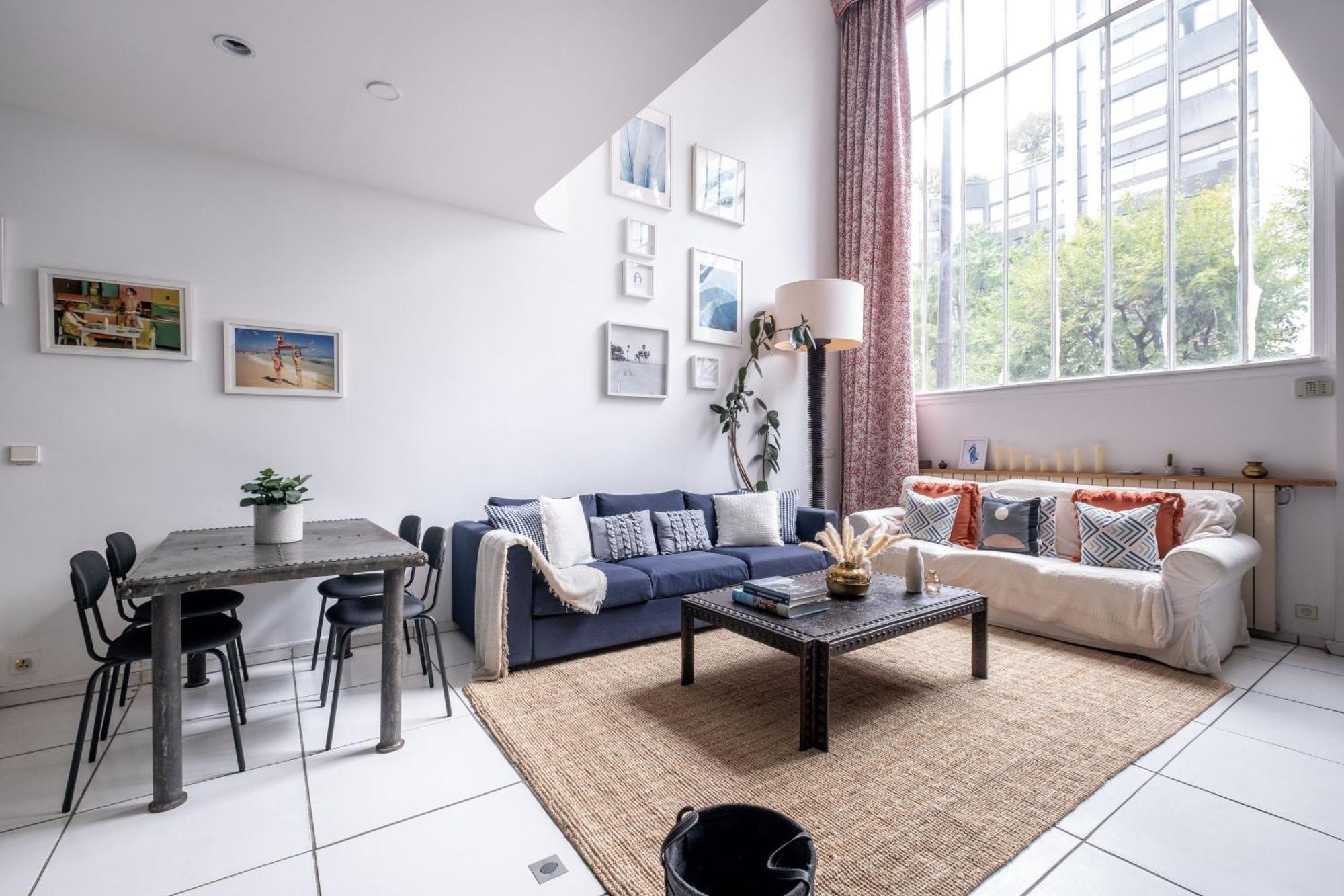 Loft D Exception Au Pied Des Champs-elysees