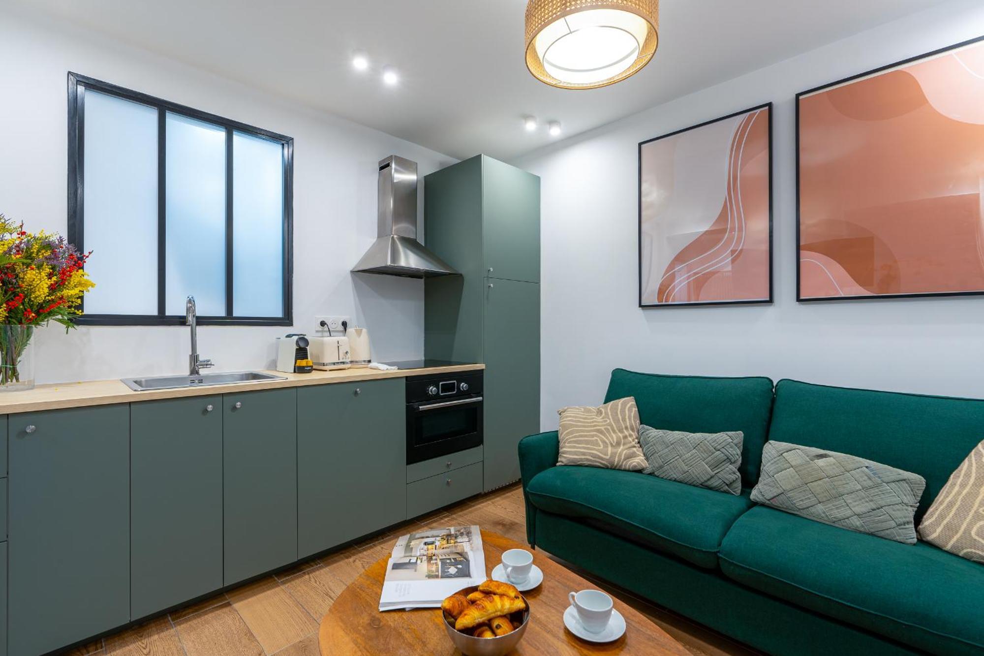 New - Designer Flat For 4 Pp Appartement *