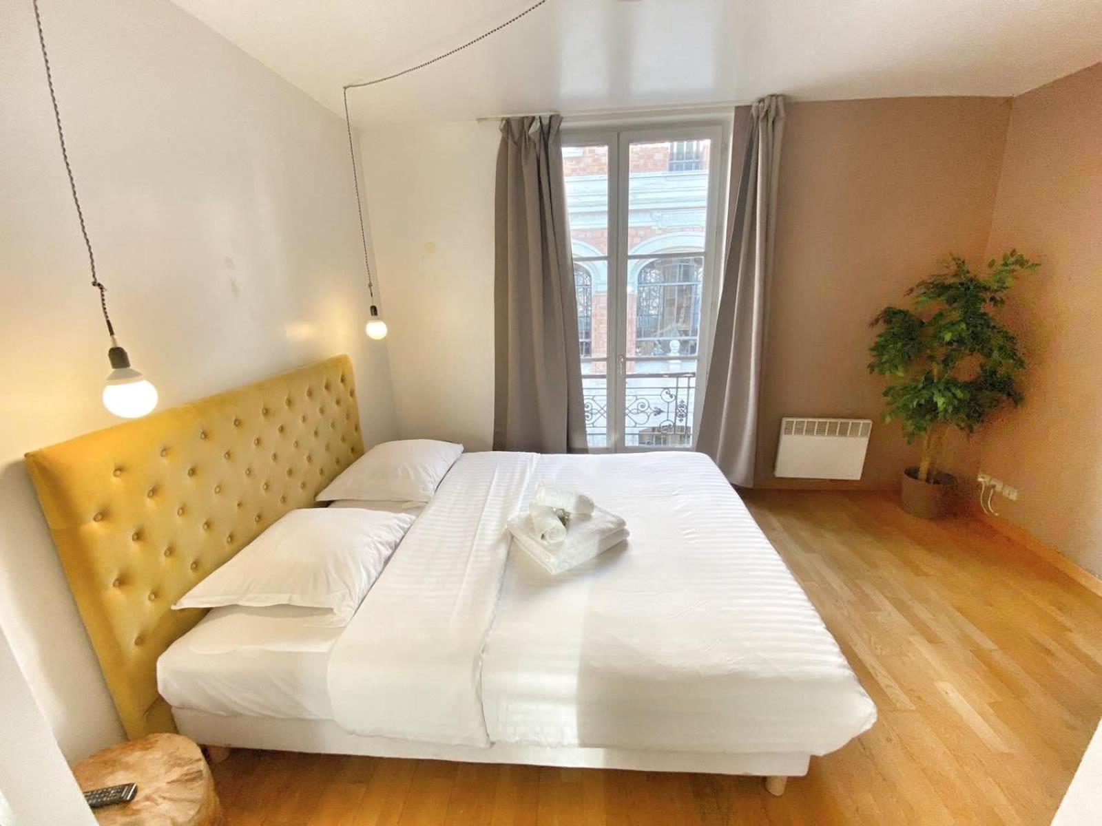 203 - Equipe 5 - Flat-guest Apartamento