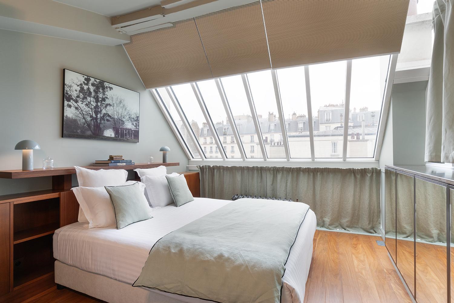 Oniri - In Montmartre - Robert Planquette Apartment *