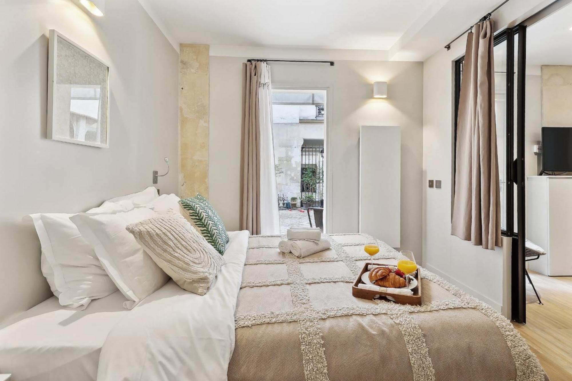 Apartment Le Marais & Place Des Vosges - Cityapartmentstay