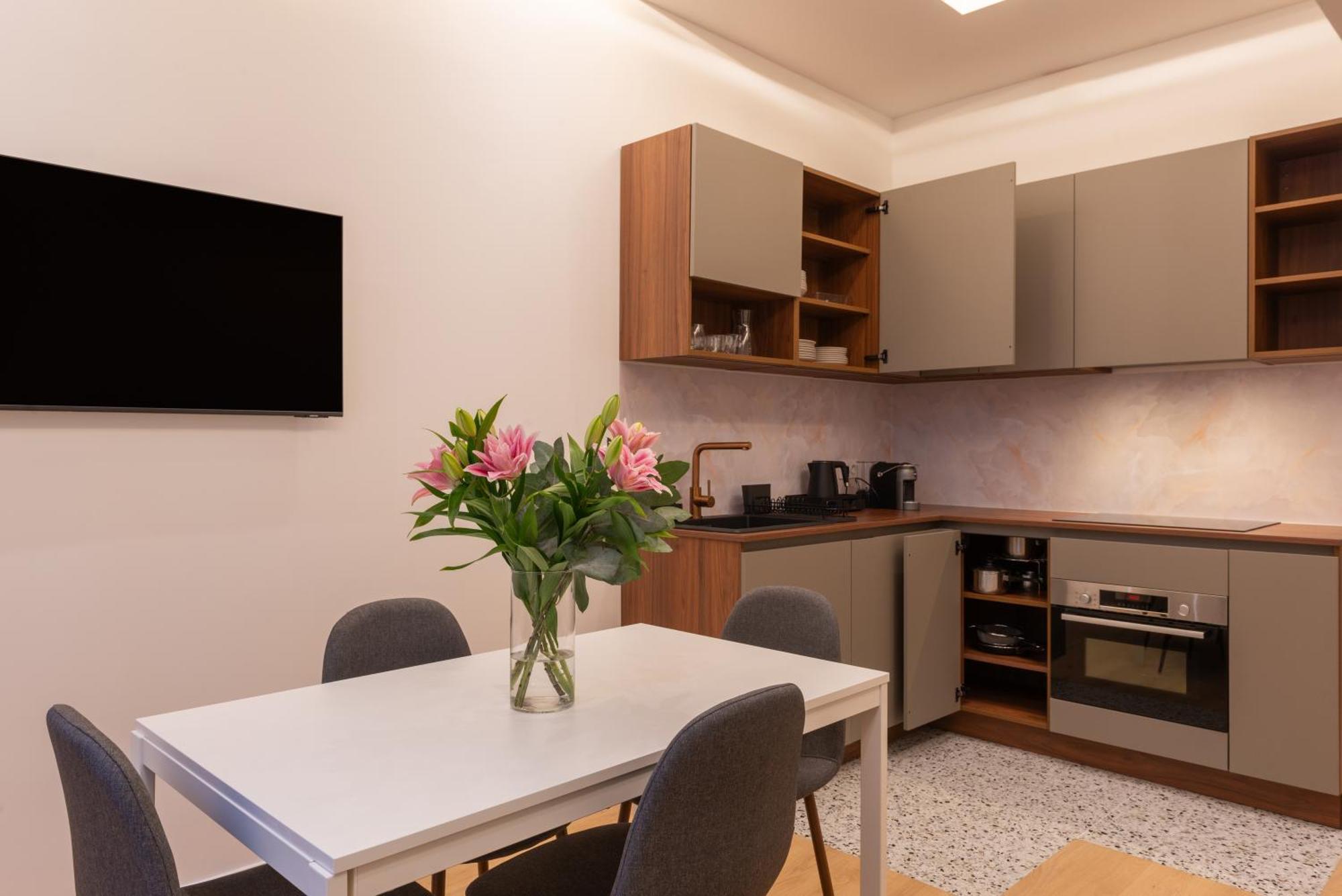 Apartment Faubourg Station