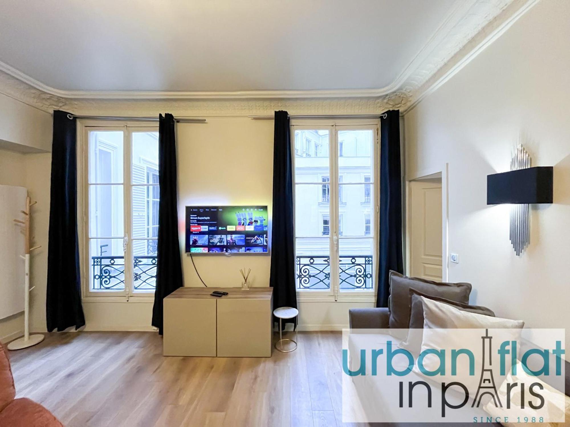 63-luxury Flat Champs-elysees * Paris