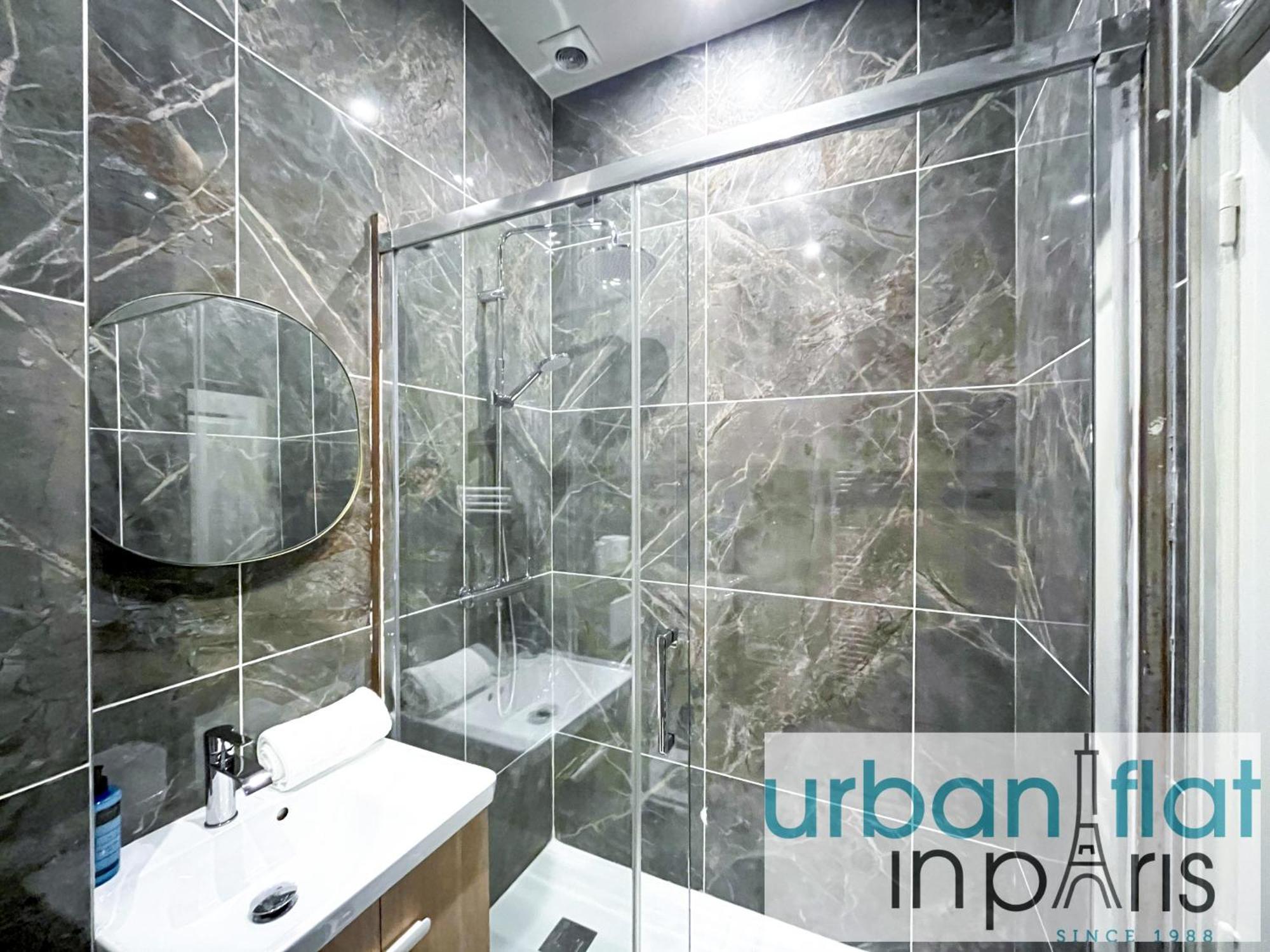 Apartment 63-luxury Flat Champs-elysees *