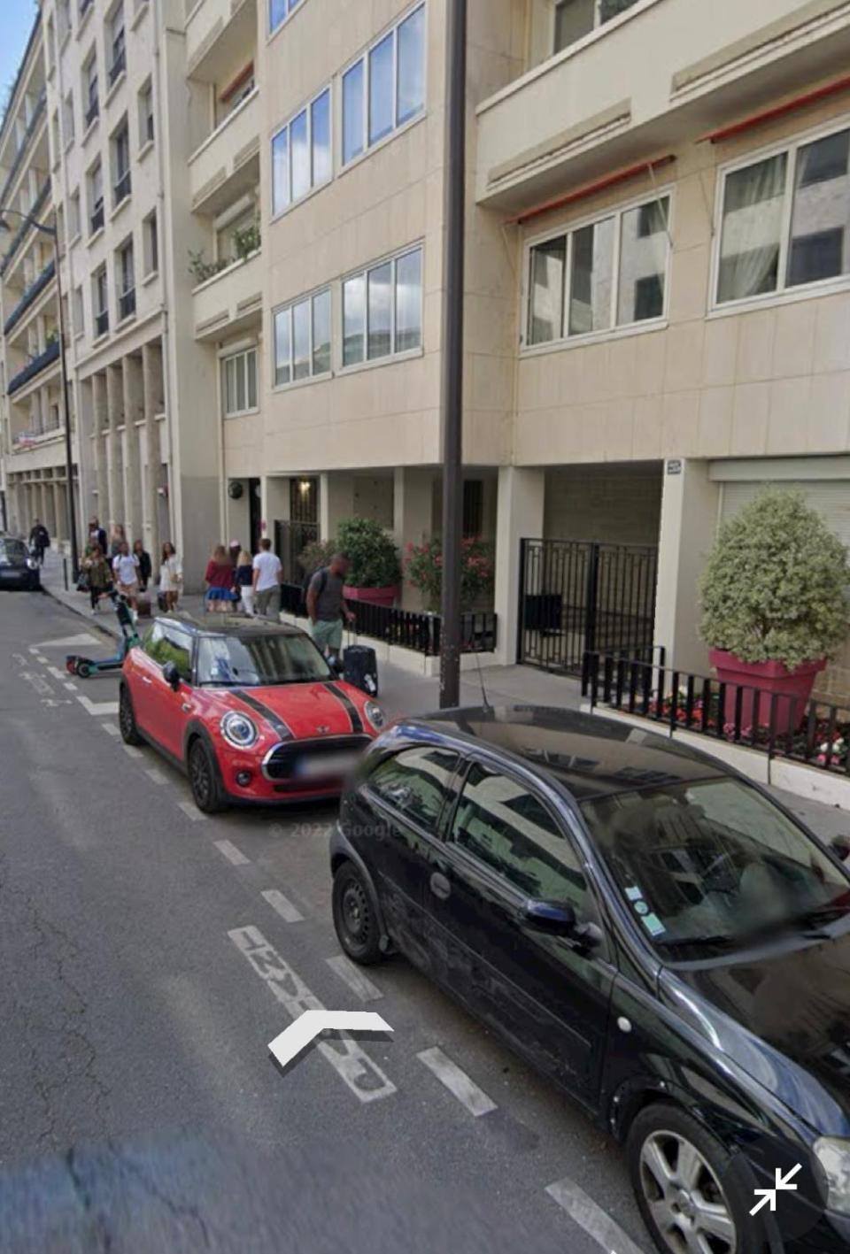 Homestay Charmante Place A Deux Pas De La Tour Eiffel Paris