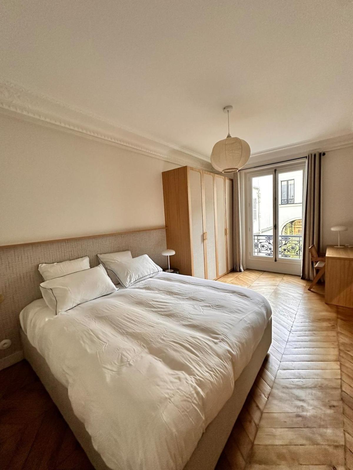 Apartment In Central *