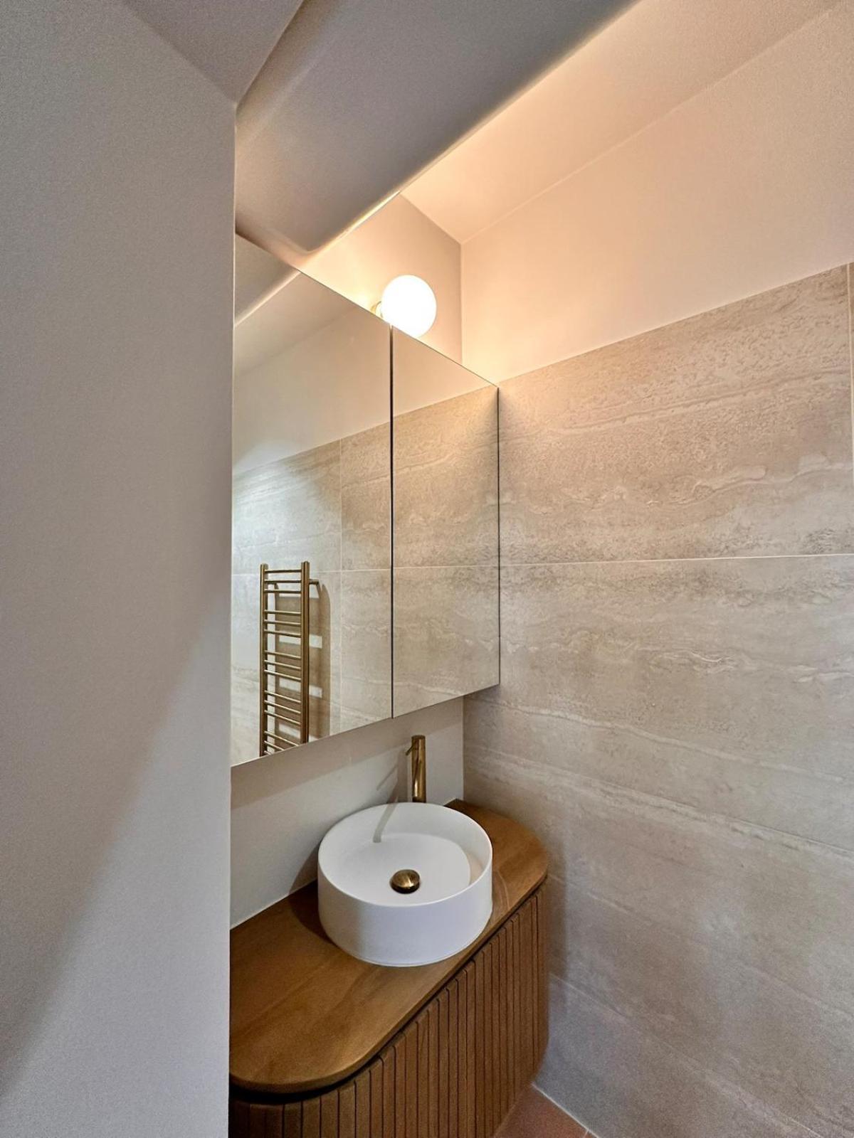 Apartment In Central *