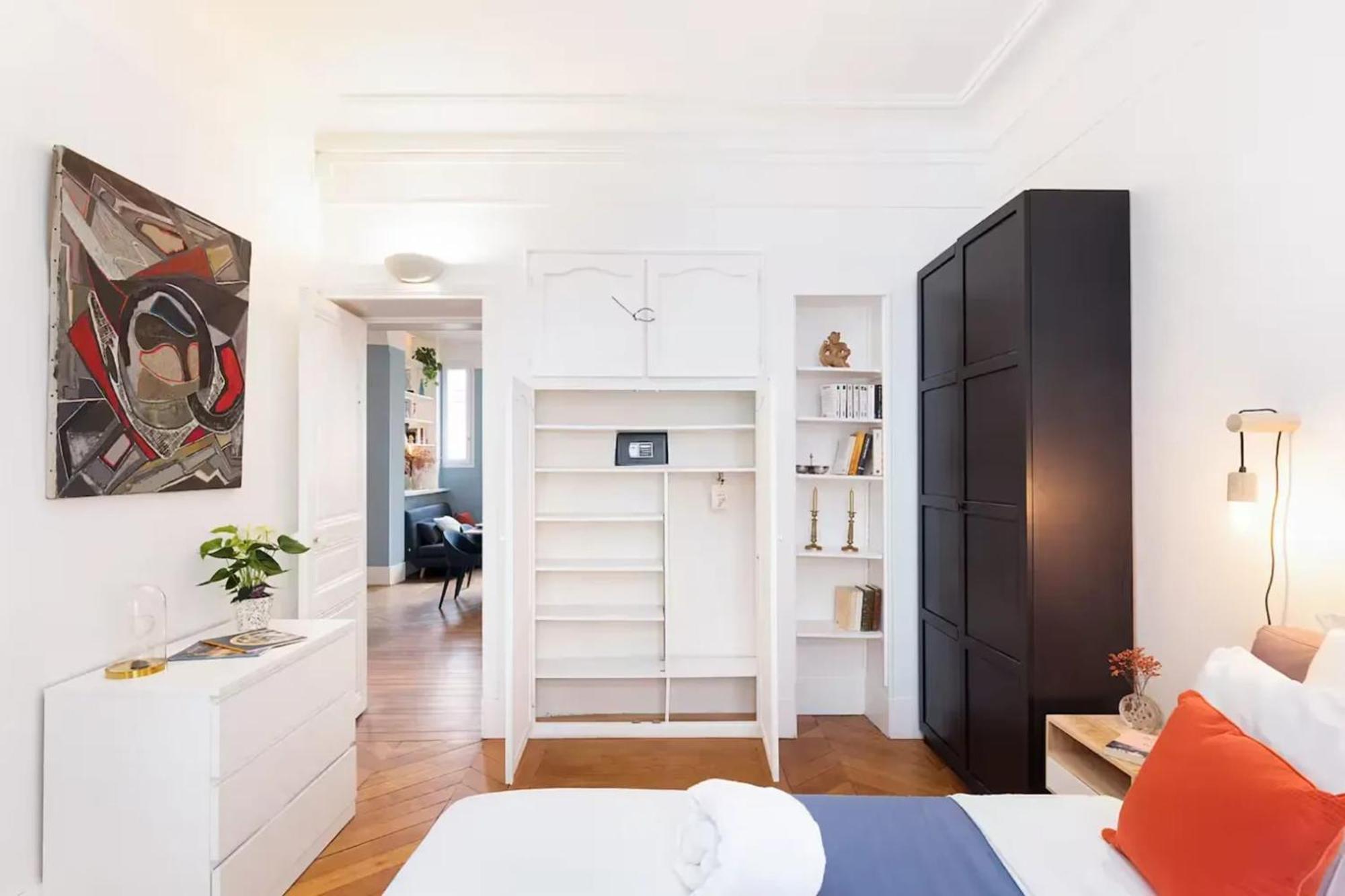 Moderne A Pres Des Champs-elysees Apartment Paris