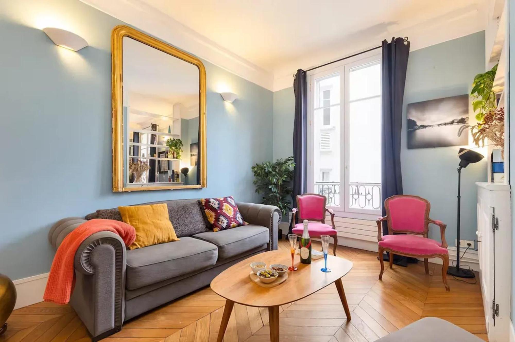 Apartment Moderne A Pres Des Champs-elysees Paris