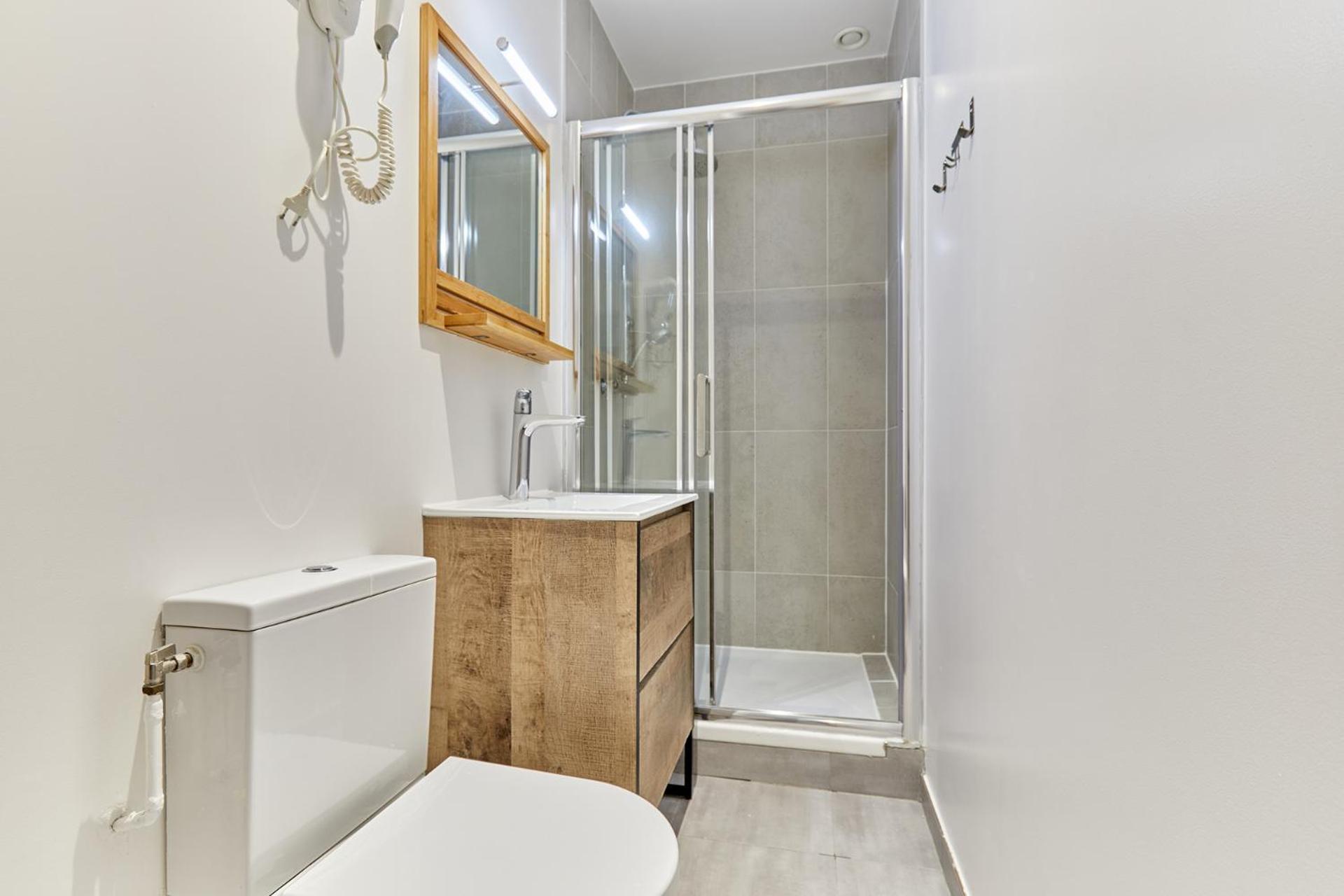 Rent A - Meslay Appartement