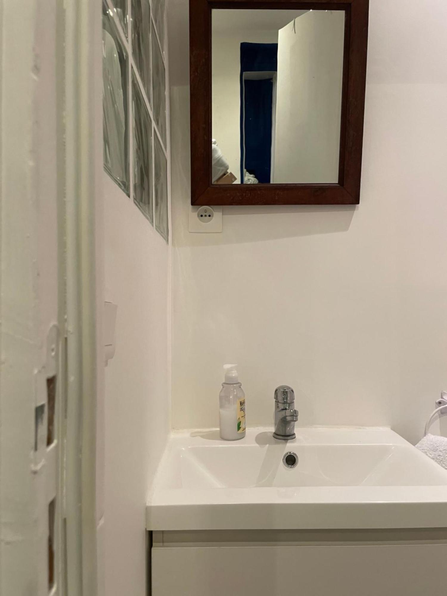 Appartement Et Tranquille Plein Centre De Paris! *