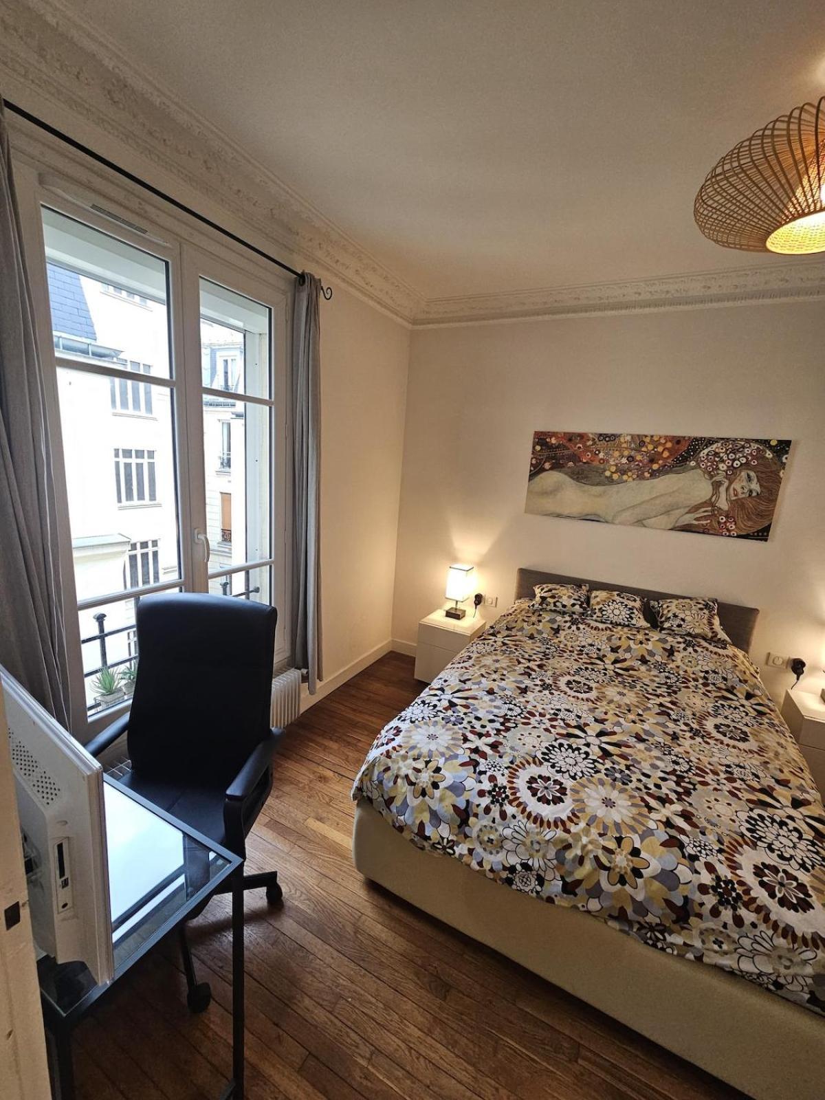 Montmartre Beautiful 67 M2 With Gym & Balcony Paris