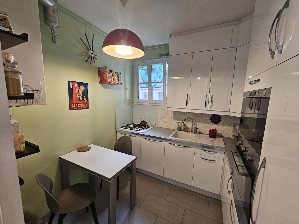 Montmartre Beautiful 67 M2 With Gym & Balcony * Paris