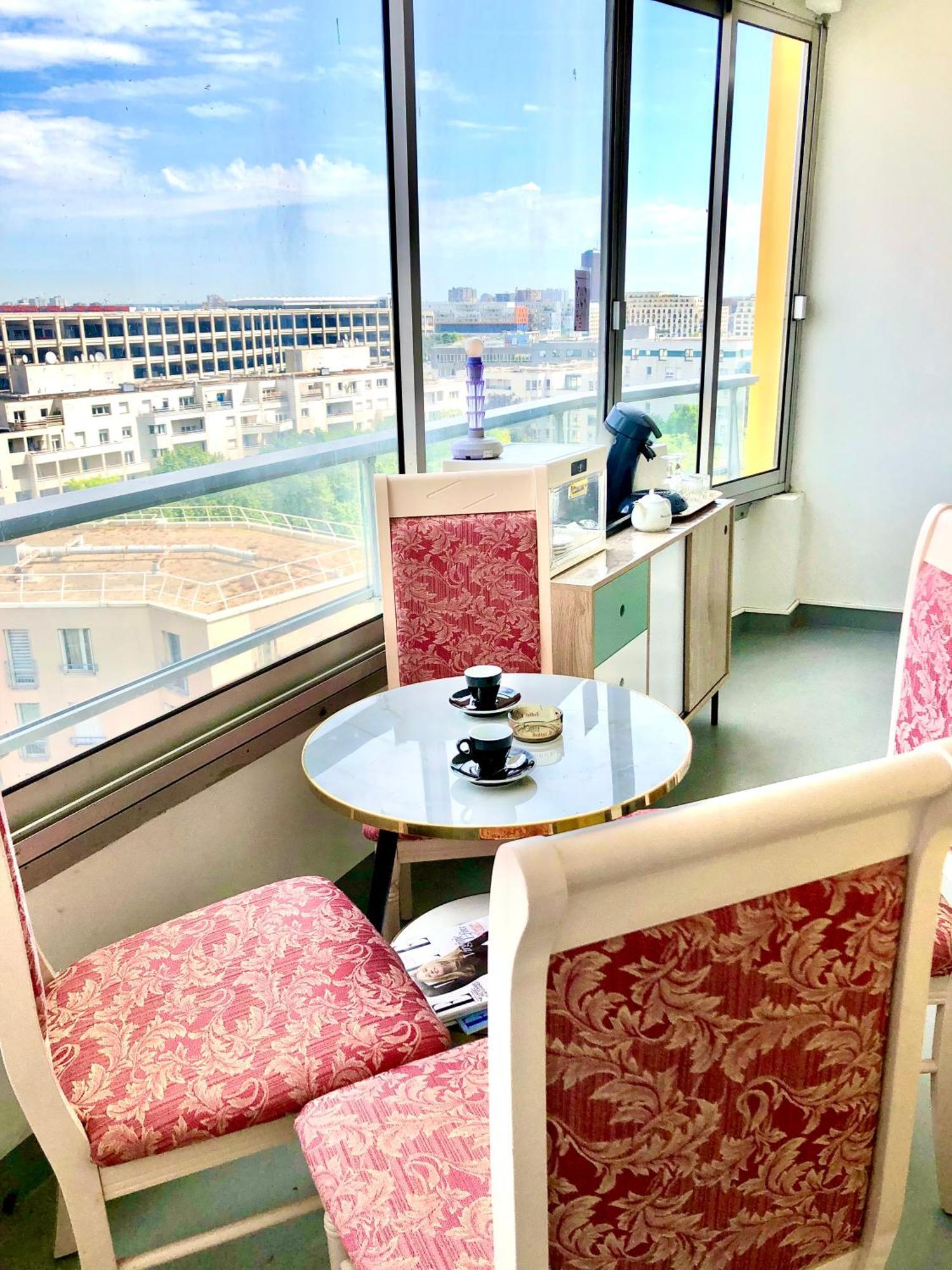 Grande Arena Homestay Paris