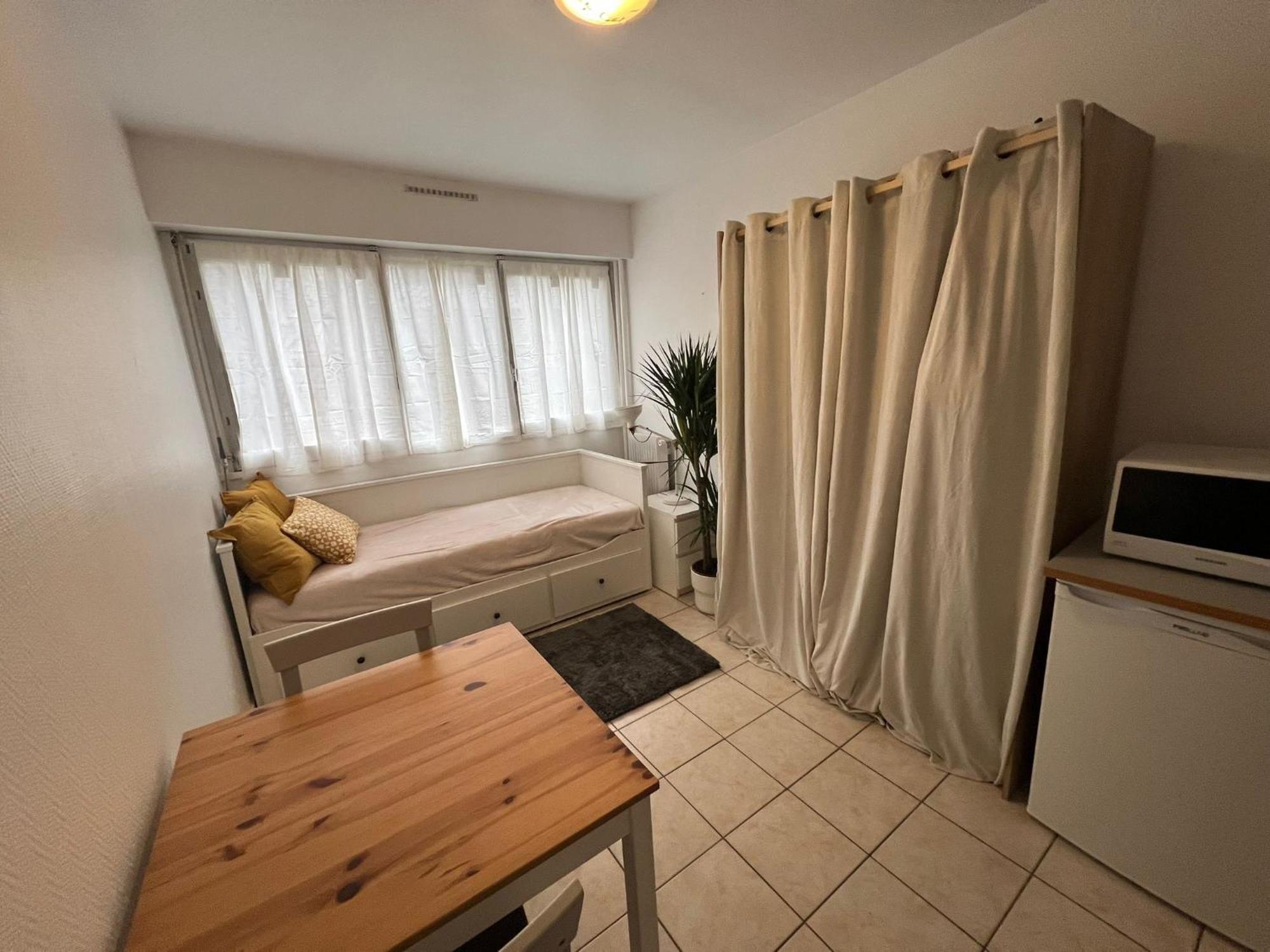 20e Apartamento Paris