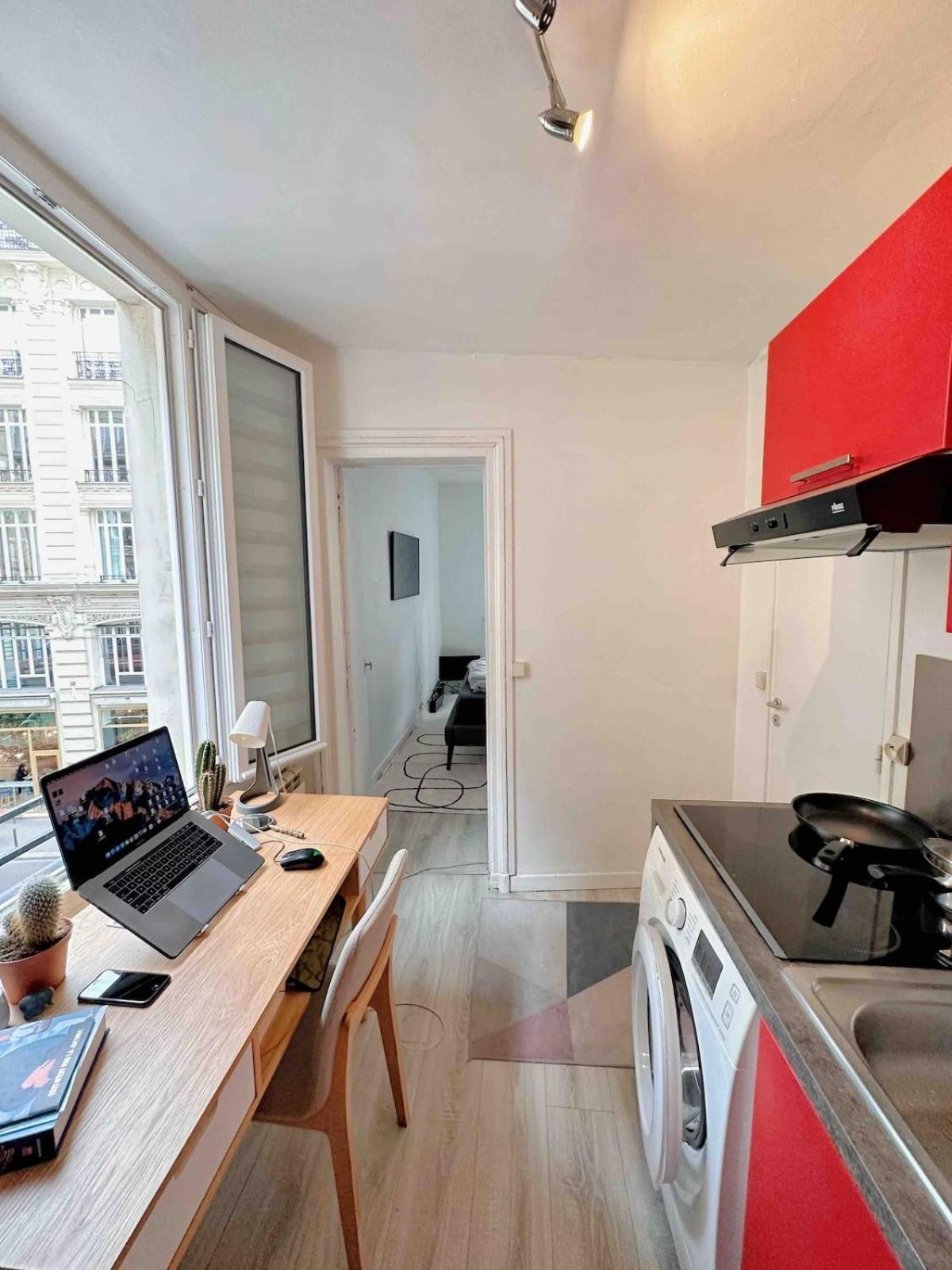 Apartment Center, Cute Cozy Paris
