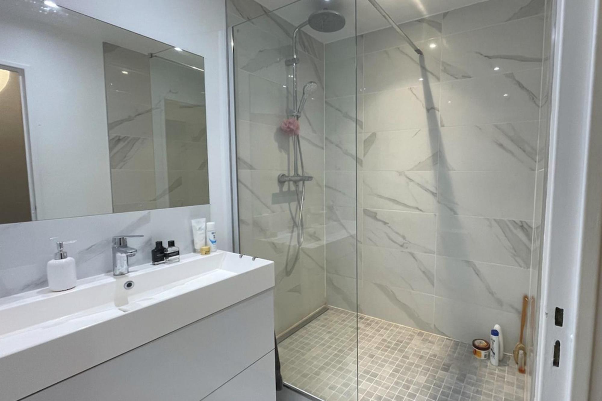 Apartment T2 With Balcony Near Bercy Paris