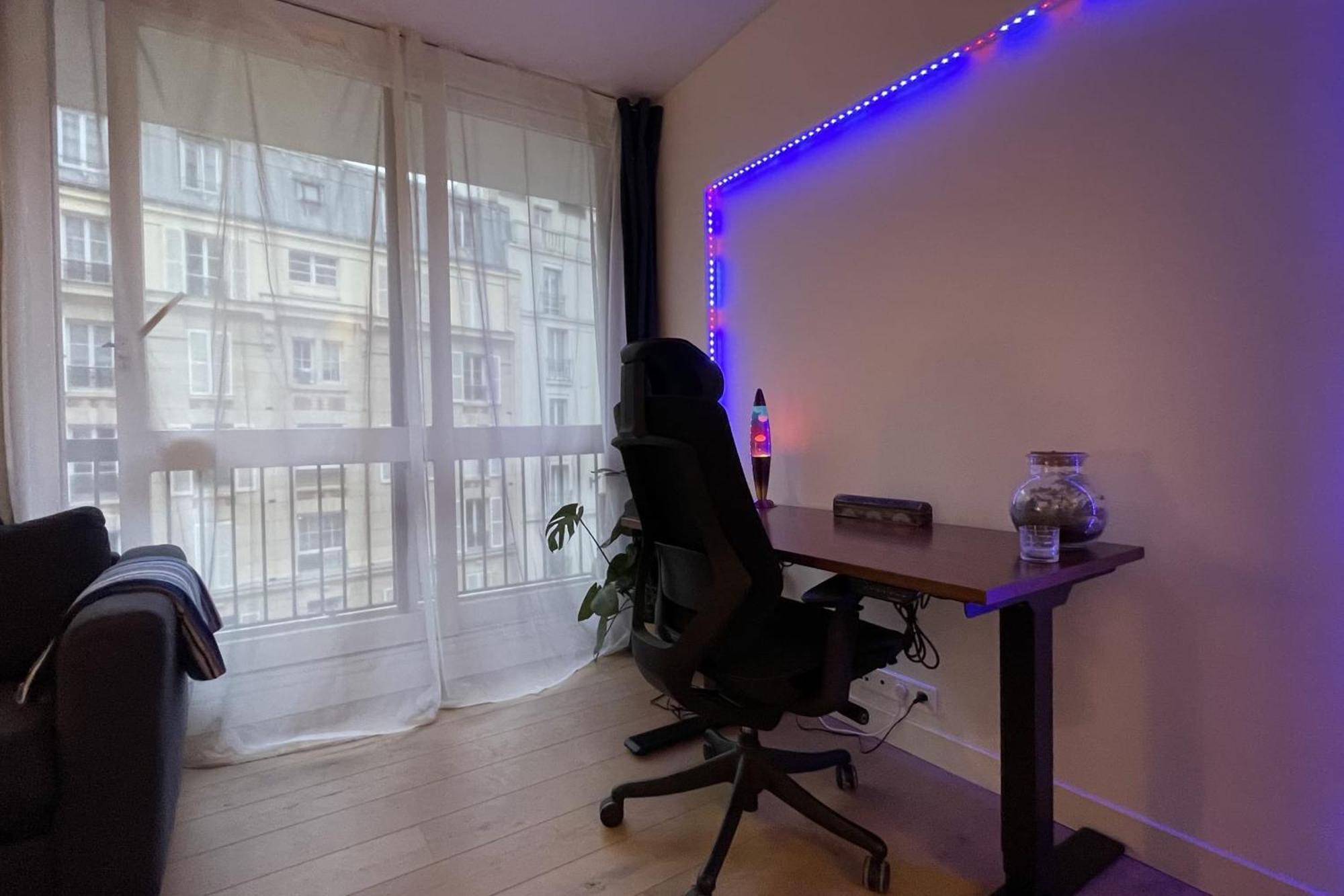 T2 With Balcony Near Bercy Apartment