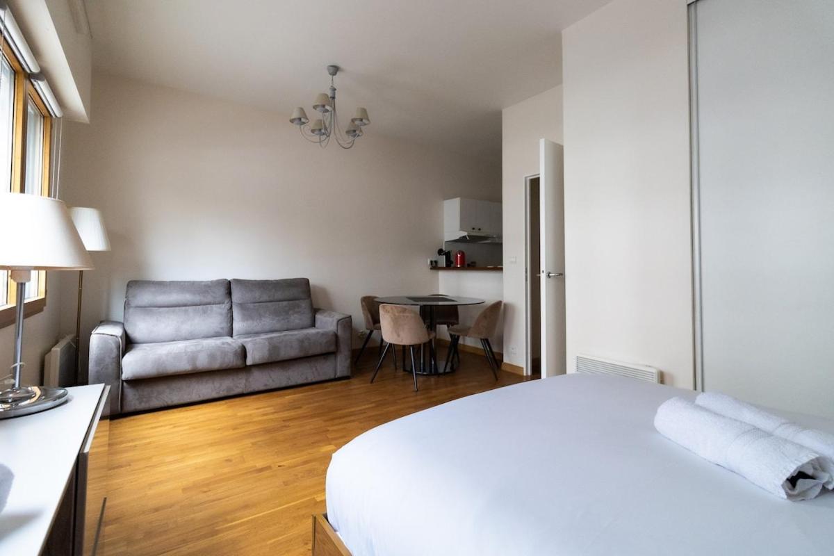 2,3 Personnes Proche Beaugrenelle - Ii Appartement