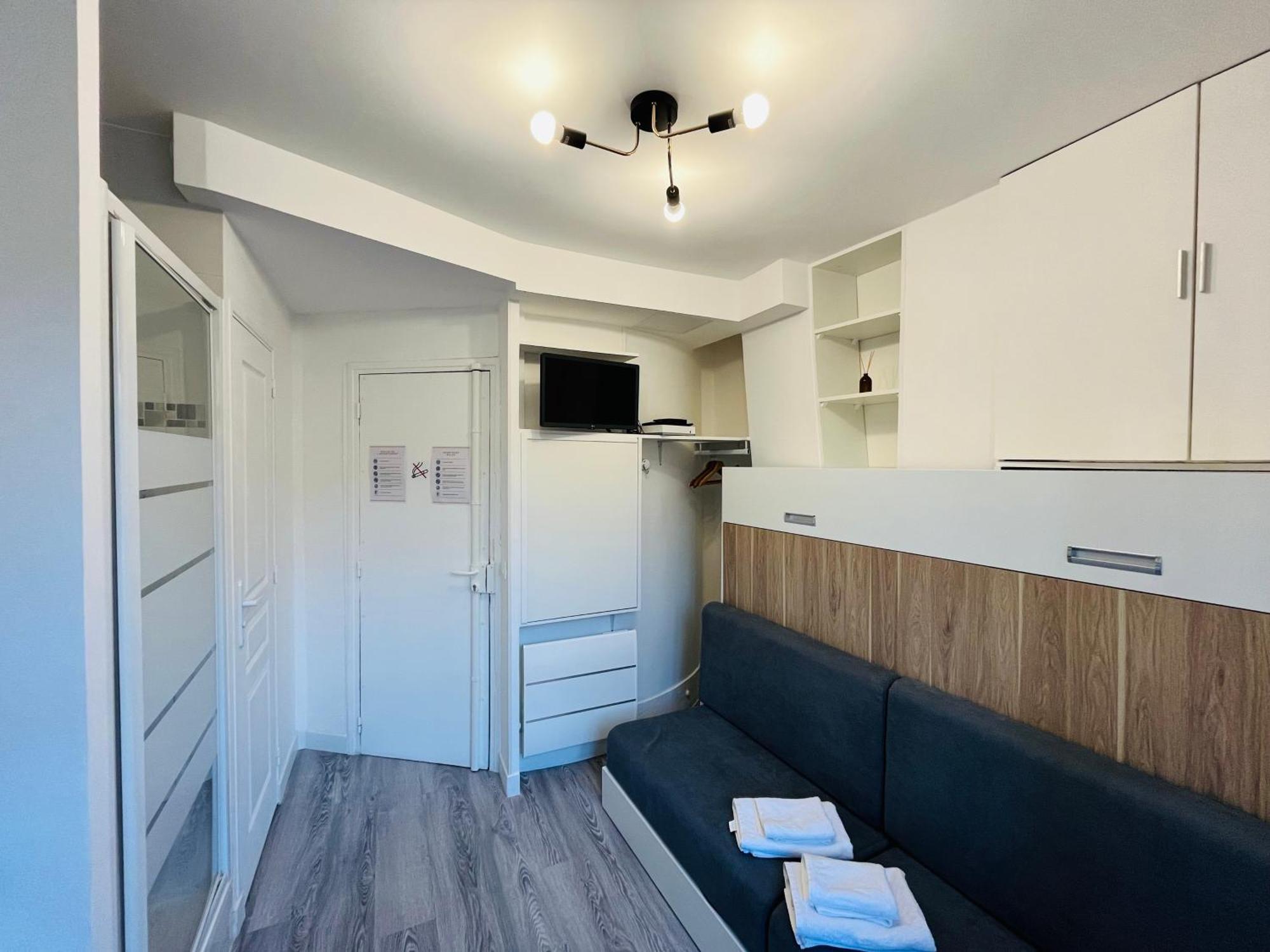 Cute - Canal Saint Martin Apartment *