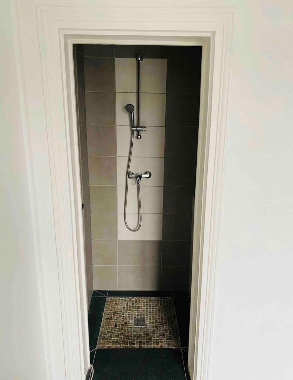 Elegant Entierement Amenage Apartment *