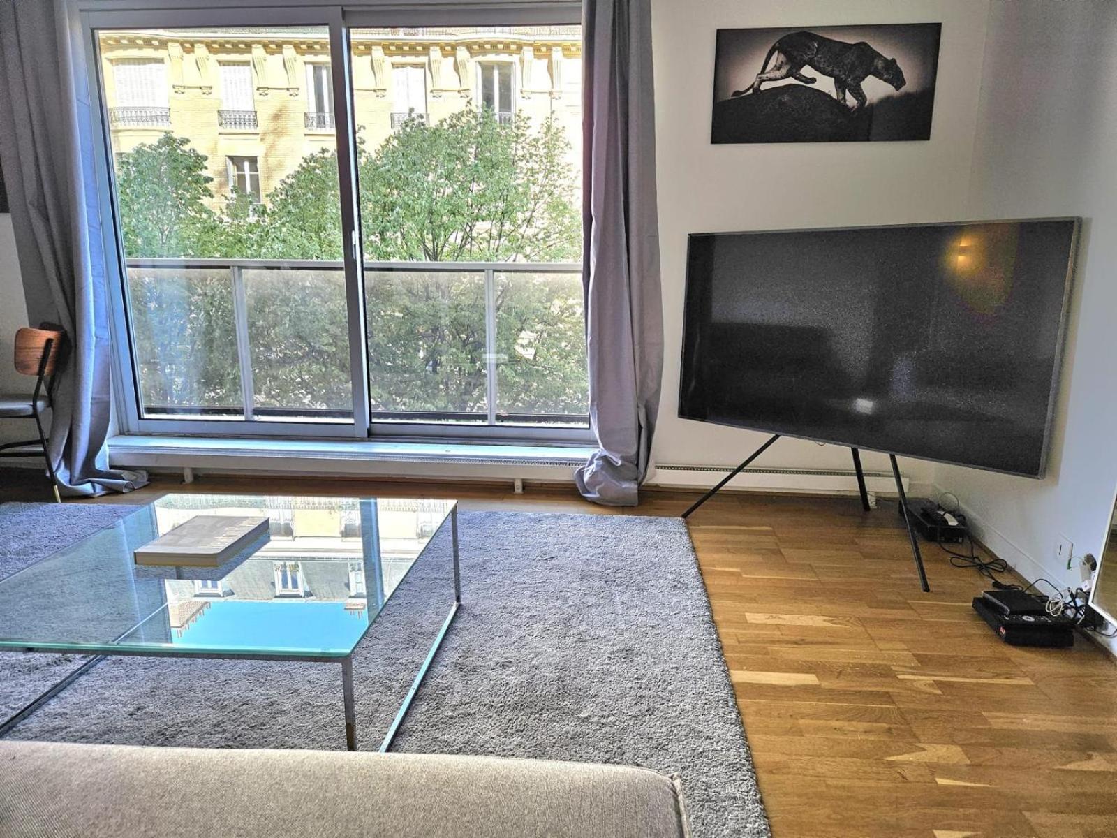 Appartement 2 Bedrooms Tour Eiffel Trocadero 16 Paris