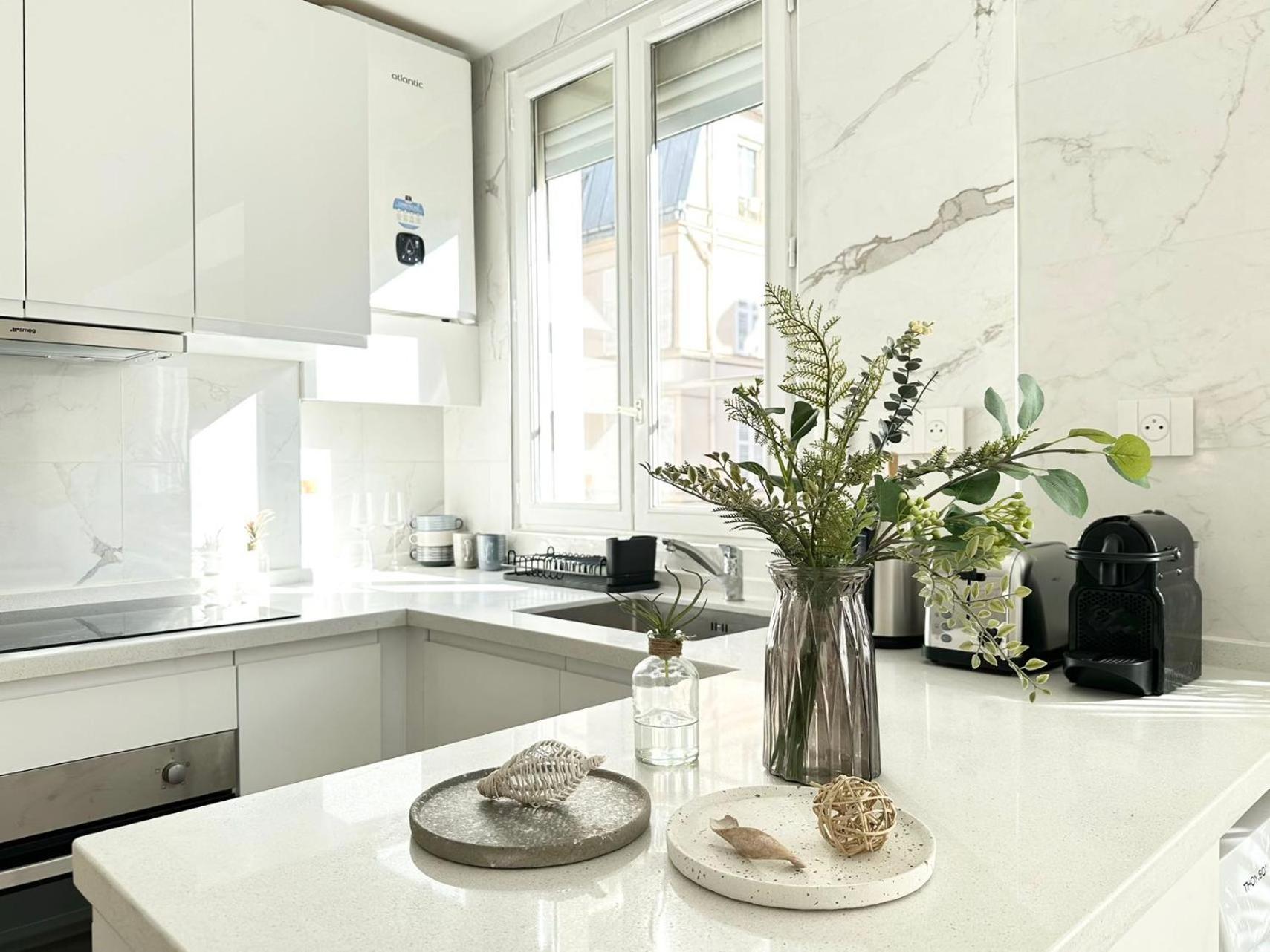 Lumileux With Sunshine Apartment Paris