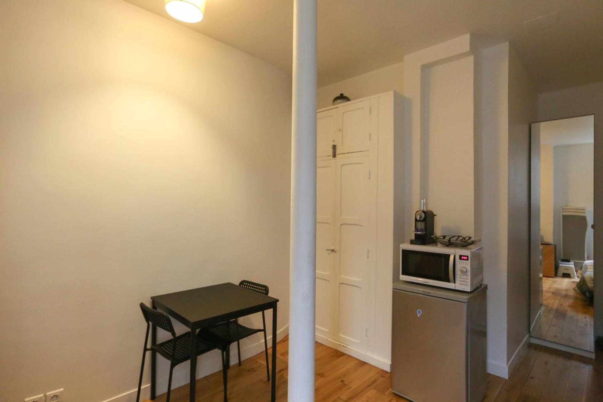 Apartment And Comfortable