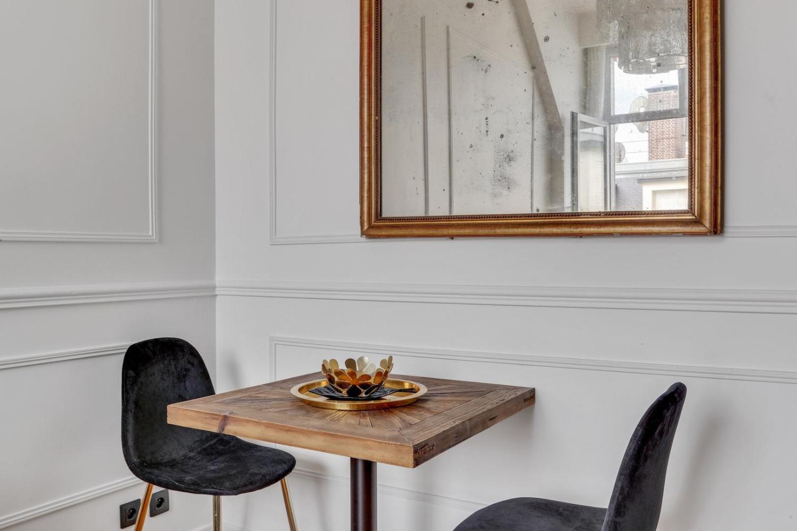 240 Elysee - Superb In Apartment Paris
