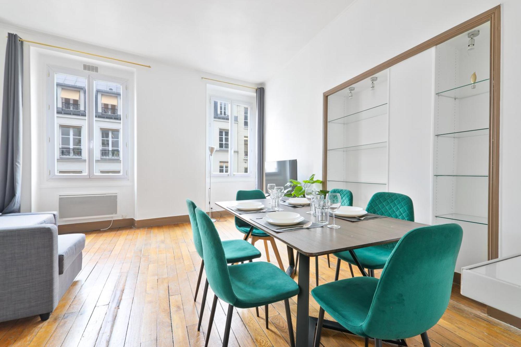 Quartier Champs-elysees Free Netflix * Paris